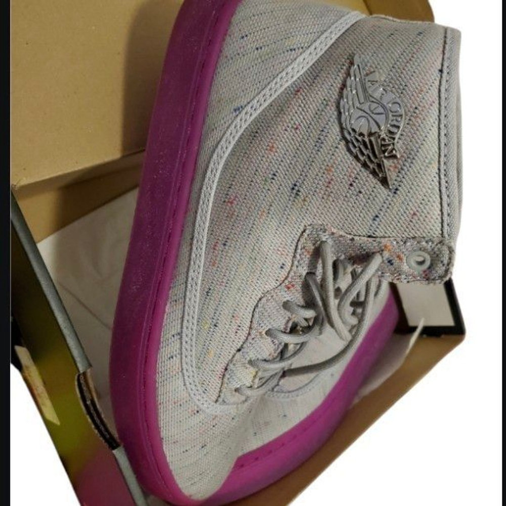 Nike Air Jordan Jasmine GG Wolf Grey Kids Sneakers 768927 008